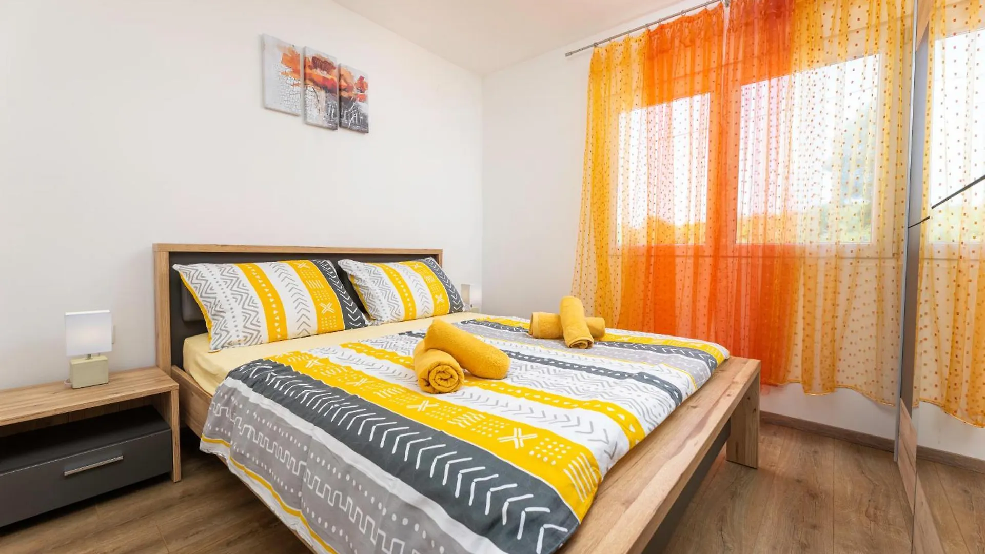 Apartments Viky With Pool Malinska Croatia